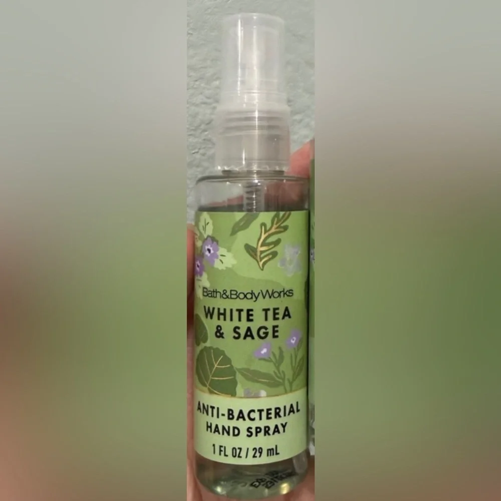 Bath & Body Works Anti-Bacterial Hand Spray | White Tea & Sage | Brand New